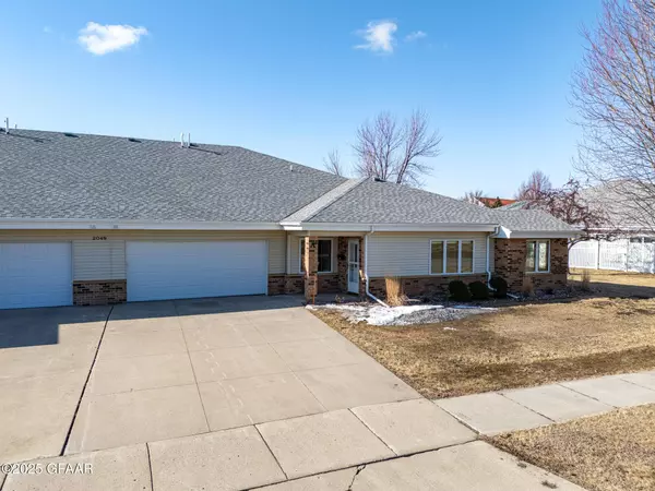 2049 26TH AVE S A, Grand Forks, ND 58201