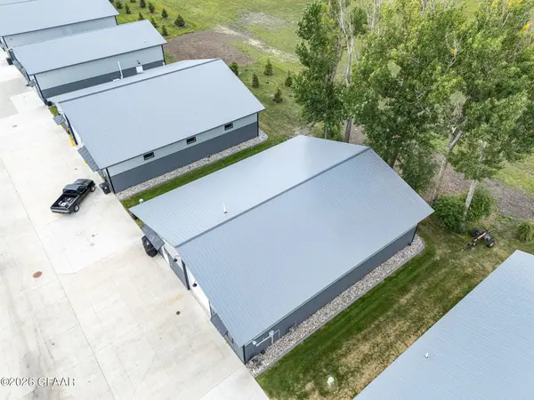 2866 HEARTLAND BUSINESS CT, Grand Forks, ND 58201