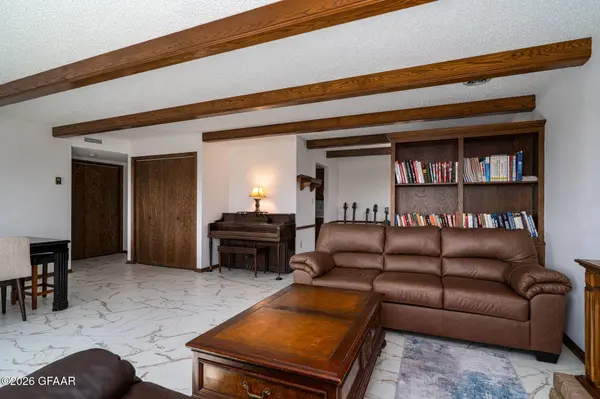 2200 29TH ST S 42S, Grand Forks, ND 58201