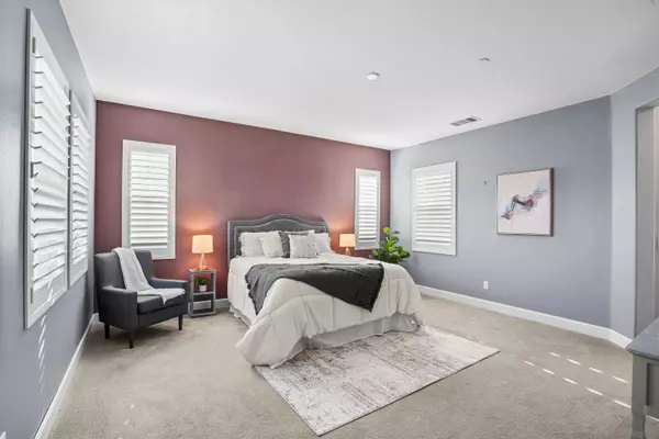 7066 Via Agave, San Diego, CA 92130