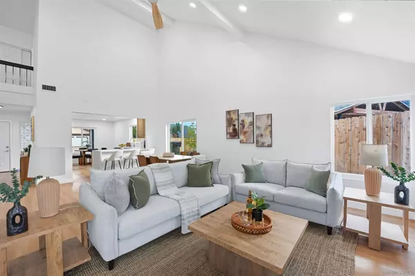 9562 Benavente St, San Diego, CA 92129