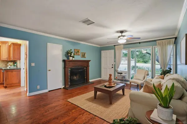 1133 W W 13Th Ave, Escondido, CA 92025