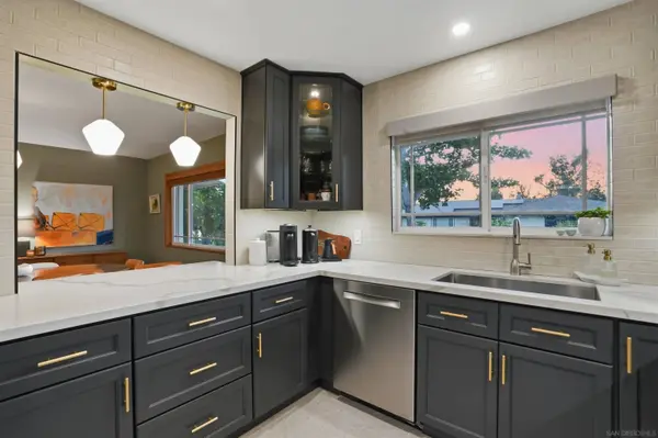 5641 Genoa, San Diego, CA 92120
