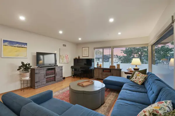 5641 Genoa, San Diego, CA 92120