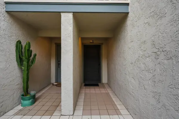 6939 Park Mesa #114, San Diego, CA 92111