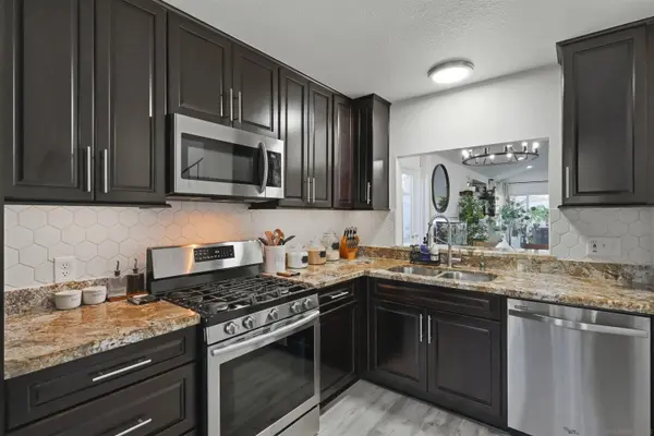 359 61St, San Diego, CA 92114