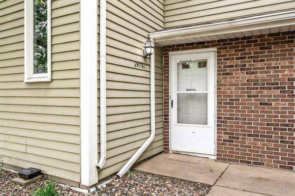 2478 Cobble Hill Alcove #C, Woodbury, MN 55125