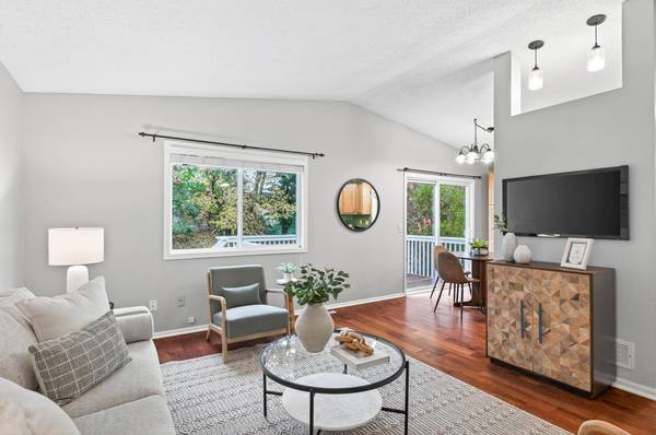 2606 Copper Cliff TRL, Woodbury, MN 55125