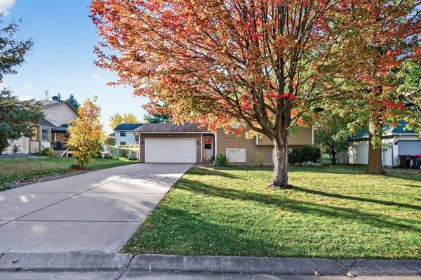 2606 Copper Cliff TRL, Woodbury, MN 55125