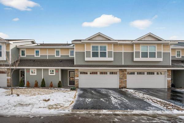 2174 Bay DR, Lino Lakes, MN 55038