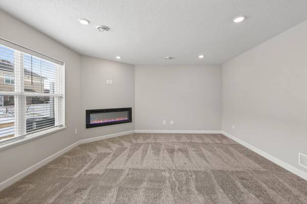 2174 Bay DR, Lino Lakes, MN 55038