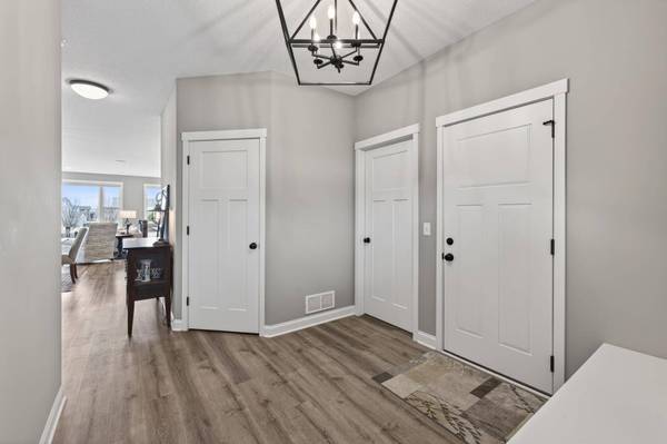11145 6th Street CIR N, Lake Elmo, MN 55042