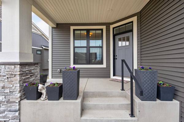 11145 6th Street CIR N, Lake Elmo, MN 55042