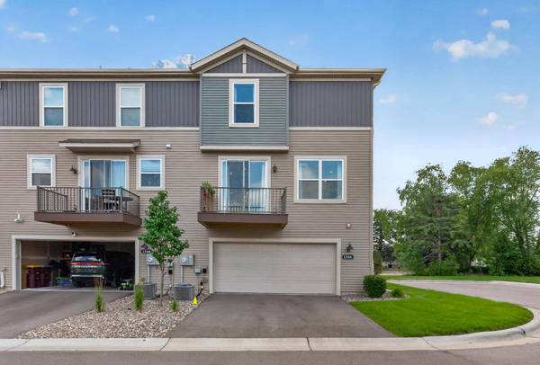 1546 Timberwood LN, West Saint Paul, MN 55118