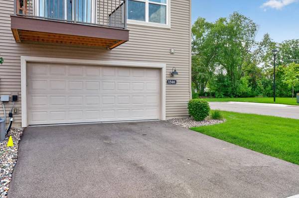 1546 Timberwood Lane, Saint Paul, MN 55118