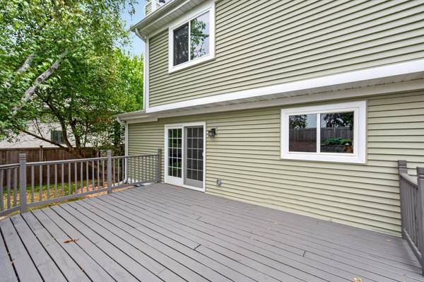 872 Winterberry CT, Woodbury, MN 55125
