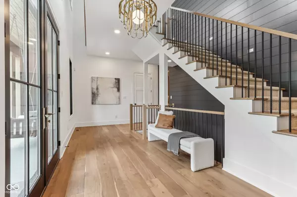 11064 Hamilton RUN, Zionsville, IN 46077