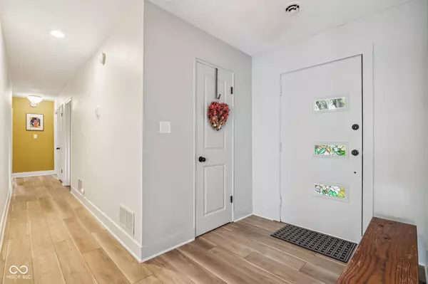 7277 N College AVE, Indianapolis, IN 46240