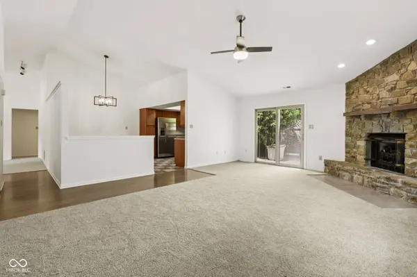 162 Hickorywood CT, Brownsburg, IN 46112