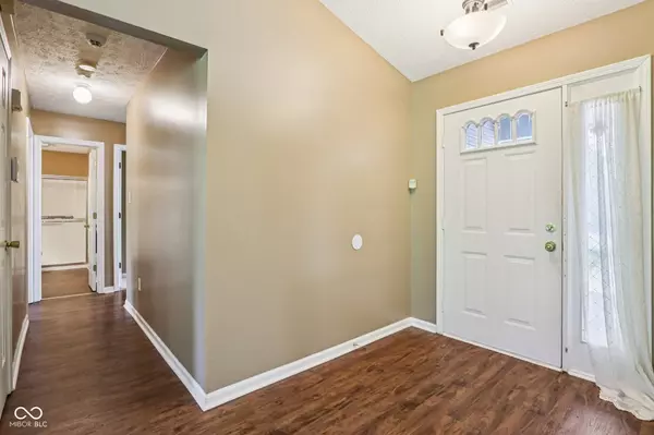 5981 Sycamore Forge LN, Indianapolis, IN 46254