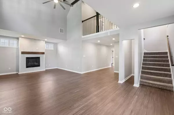 2737 Carrollton AVE, Indianapolis, IN 46205