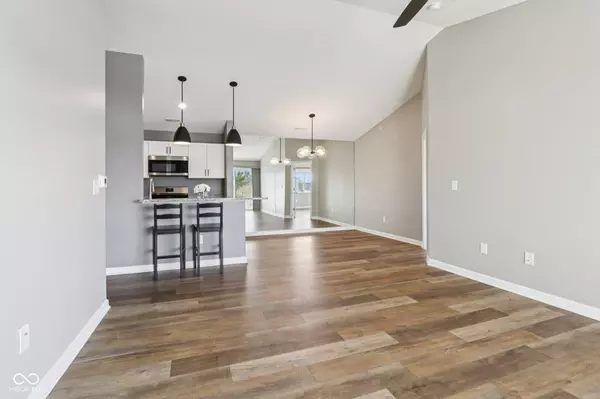 12515 Timber Creek DR #Unit 11, Carmel, IN 46032