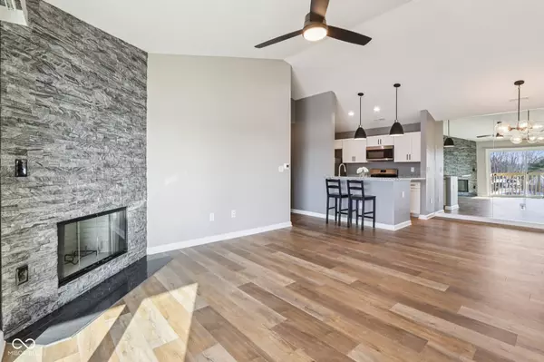 12515 Timber Creek DR #Unit 11, Carmel, IN 46032