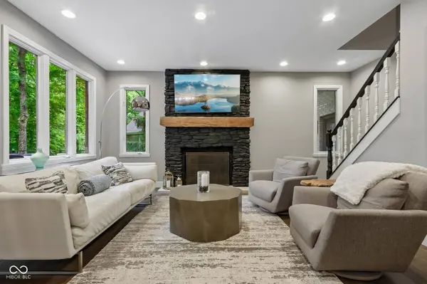 10116 Brooks School RD, Fishers, IN 46037