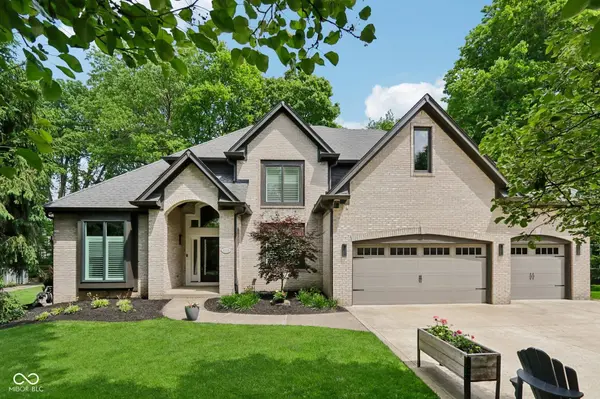 10116 Brooks School RD, Fishers, IN 46037