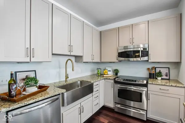 333 Massachusetts AVE #305, Indianapolis, IN 46204