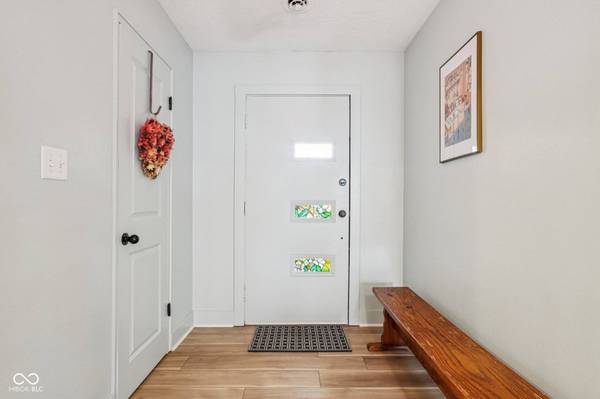 7277 N College AVE, Indianapolis, IN 46240