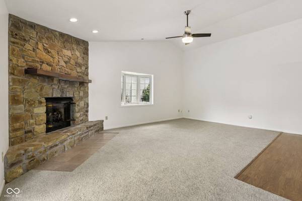 162 Hickorywood CT, Brownsburg, IN 46112