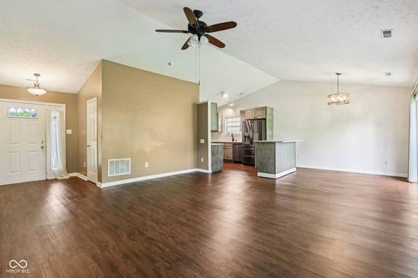 5981 Sycamore Forge LN, Indianapolis, IN 46254