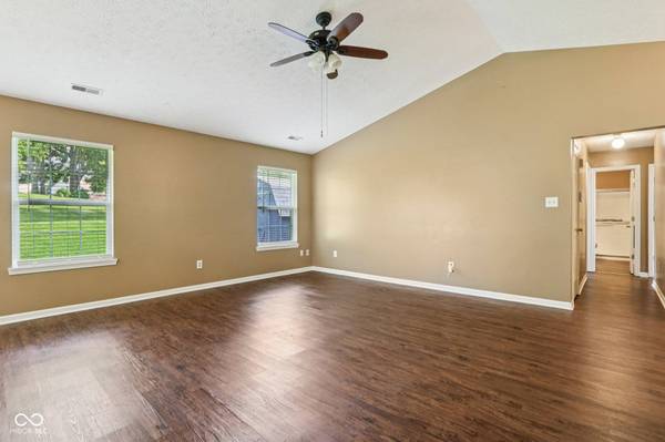 5981 Sycamore Forge LN, Indianapolis, IN 46254