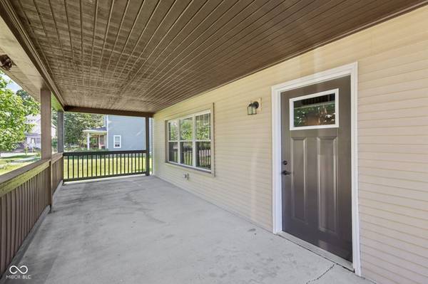 2737 Carrollton AVE, Indianapolis, IN 46205