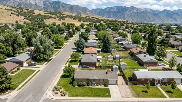 Real Estate and Daily Life in Hill Villa, Layton, UT,Doug Cary