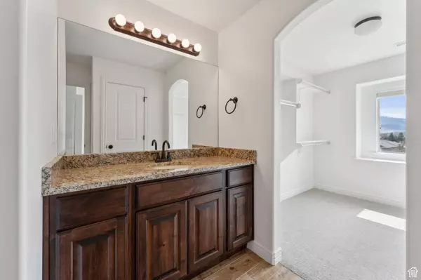 1744 E WHITETAIL DR #52, Layton, UT 84040