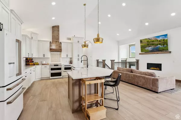 1971 N CHURCH ST, Layton, UT 84040