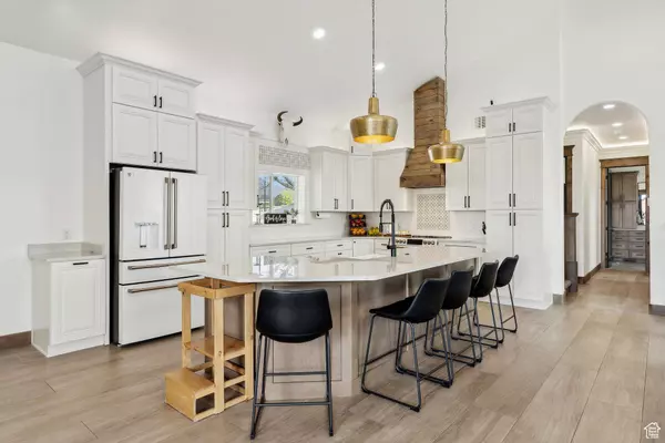 1971 N CHURCH ST, Layton, UT 84040