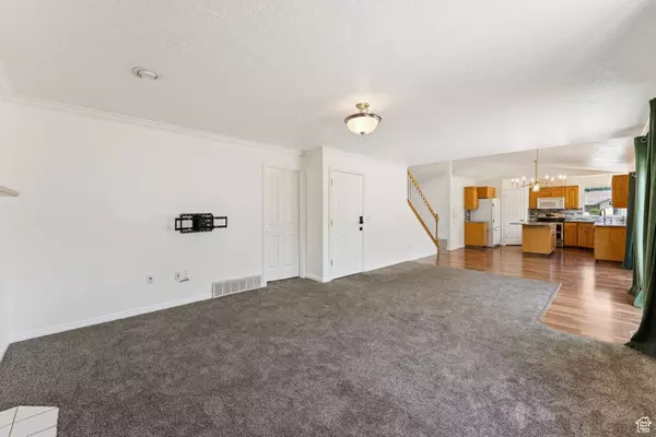 2198 N 1600 E, Layton, UT 84040