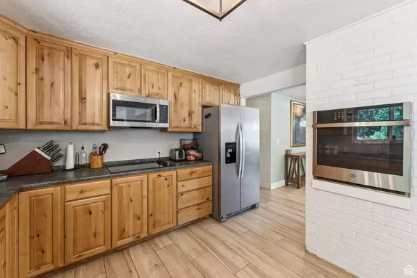 2728 N 600 E, Ogden, UT 84414