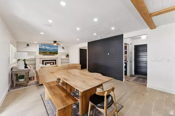 2228 S MOUNTAIN BLVD, Woods Cross, UT 84087