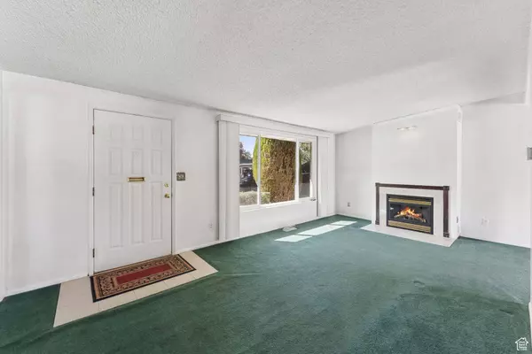 5689 S SPACERAMA DR W, Murray, UT 84123