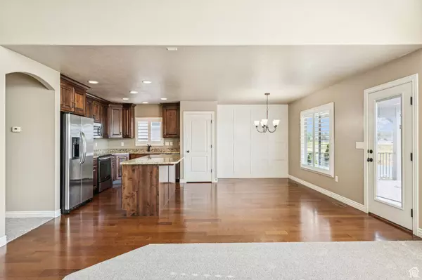 3555 W 3900 S, West Haven, UT 84401