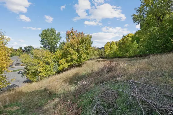 1522 N 2200 E, Layton, UT 84040