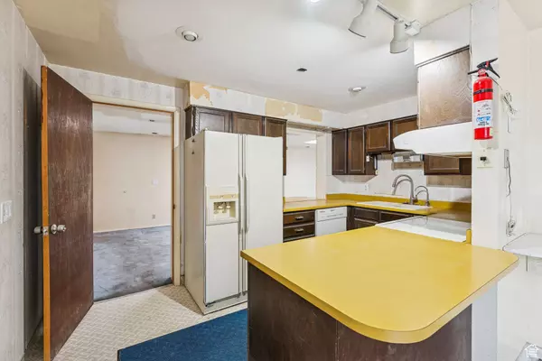 1433 E PLATA WAY, Sandy, UT 84093