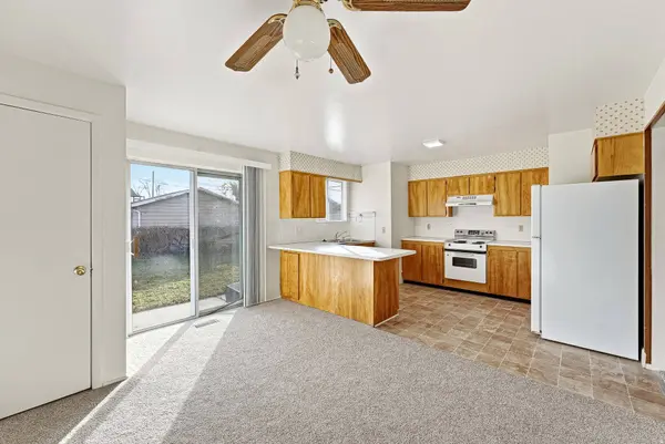 200 COBBLE CREEK RD, North Salt Lake, UT 84054