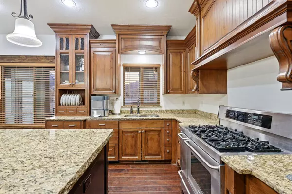 5997 ROUNDUP CT, Mountain Green, UT 84050