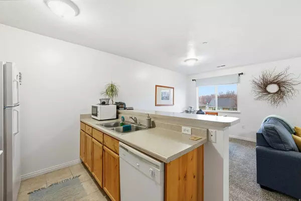 811 S MAIN ST, Layton, UT 84041