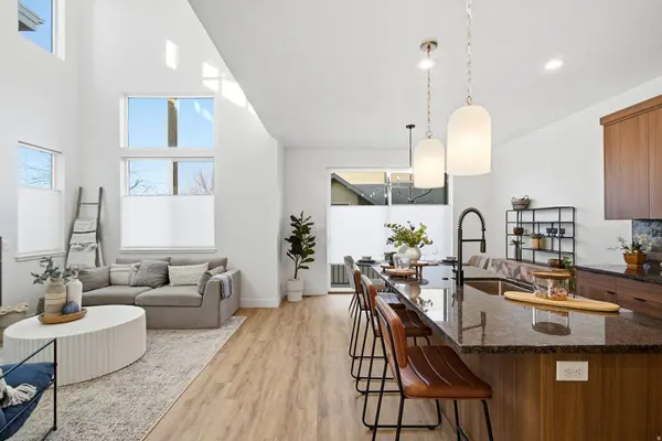 189 E 210 N #8, North Salt Lake, UT 84054